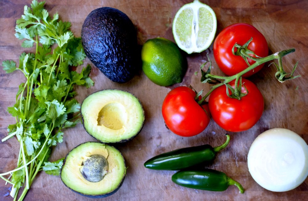 Guacamole-00-ingredients